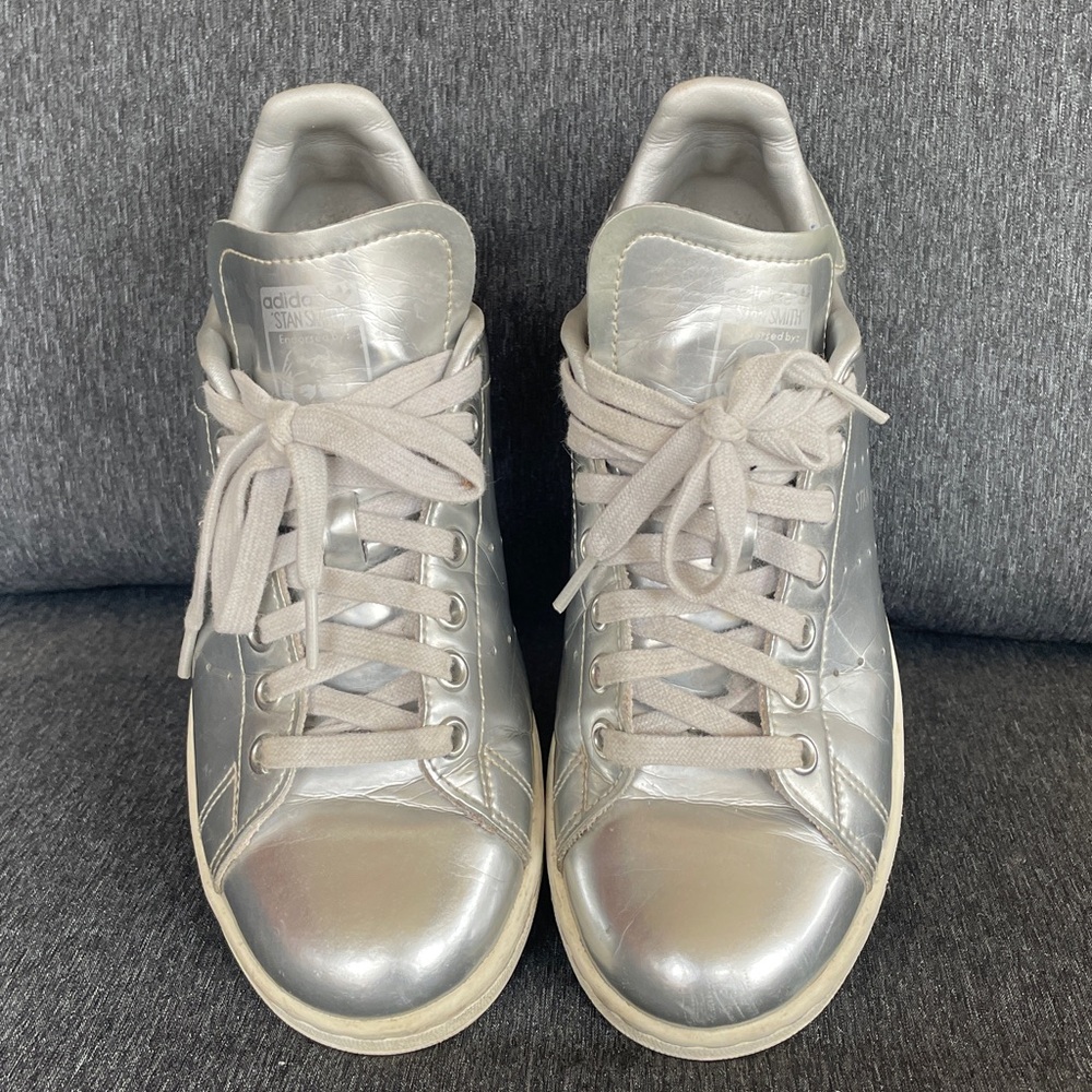 Stan Smith Adidas liquid silver sneakers US 7 - Picture 2 of 11